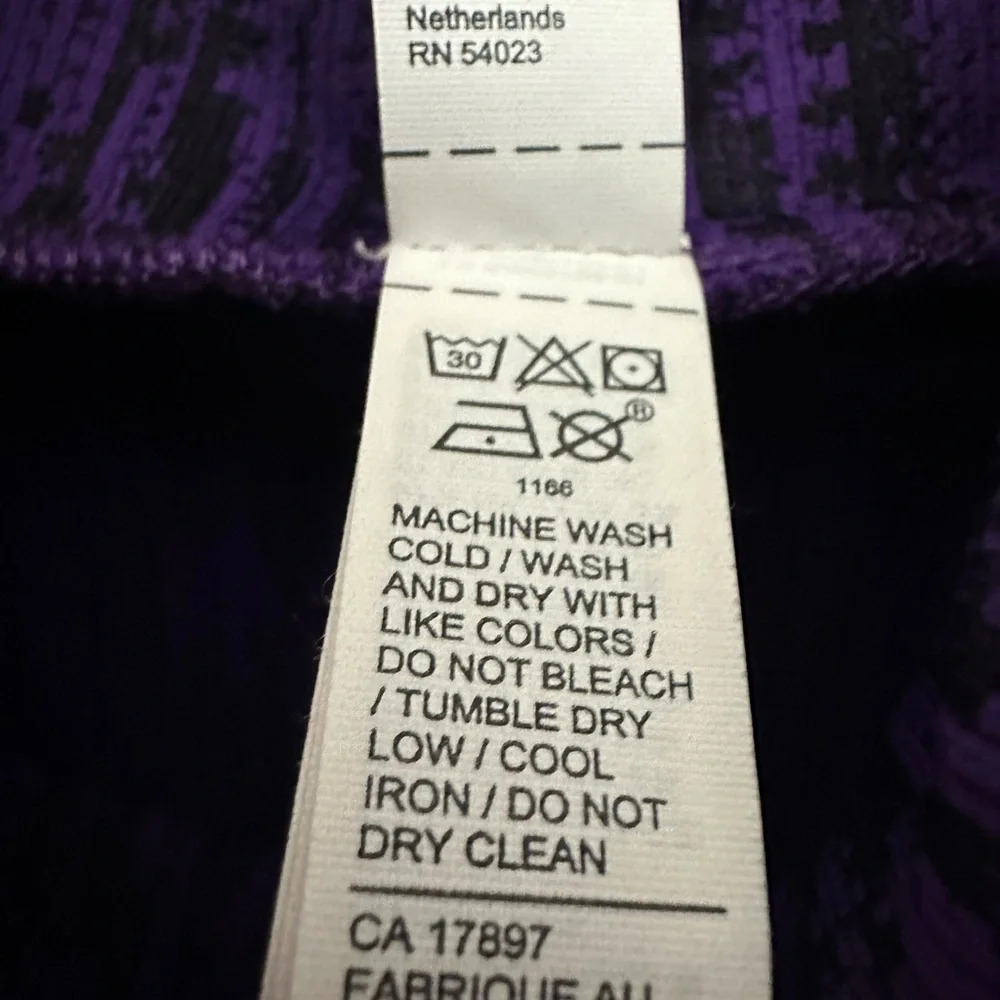 Athleta Flurry Elemental Turtleneck Size Small Purple Black Long Sleeve Layering - Picture 7 of 7